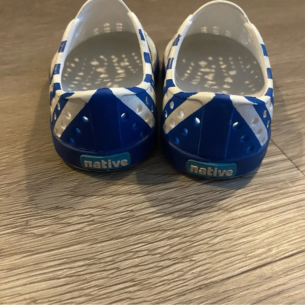 Natives 4C‎ Toddler Shoes Jefferson Blue White Striped Water Beach Slip On